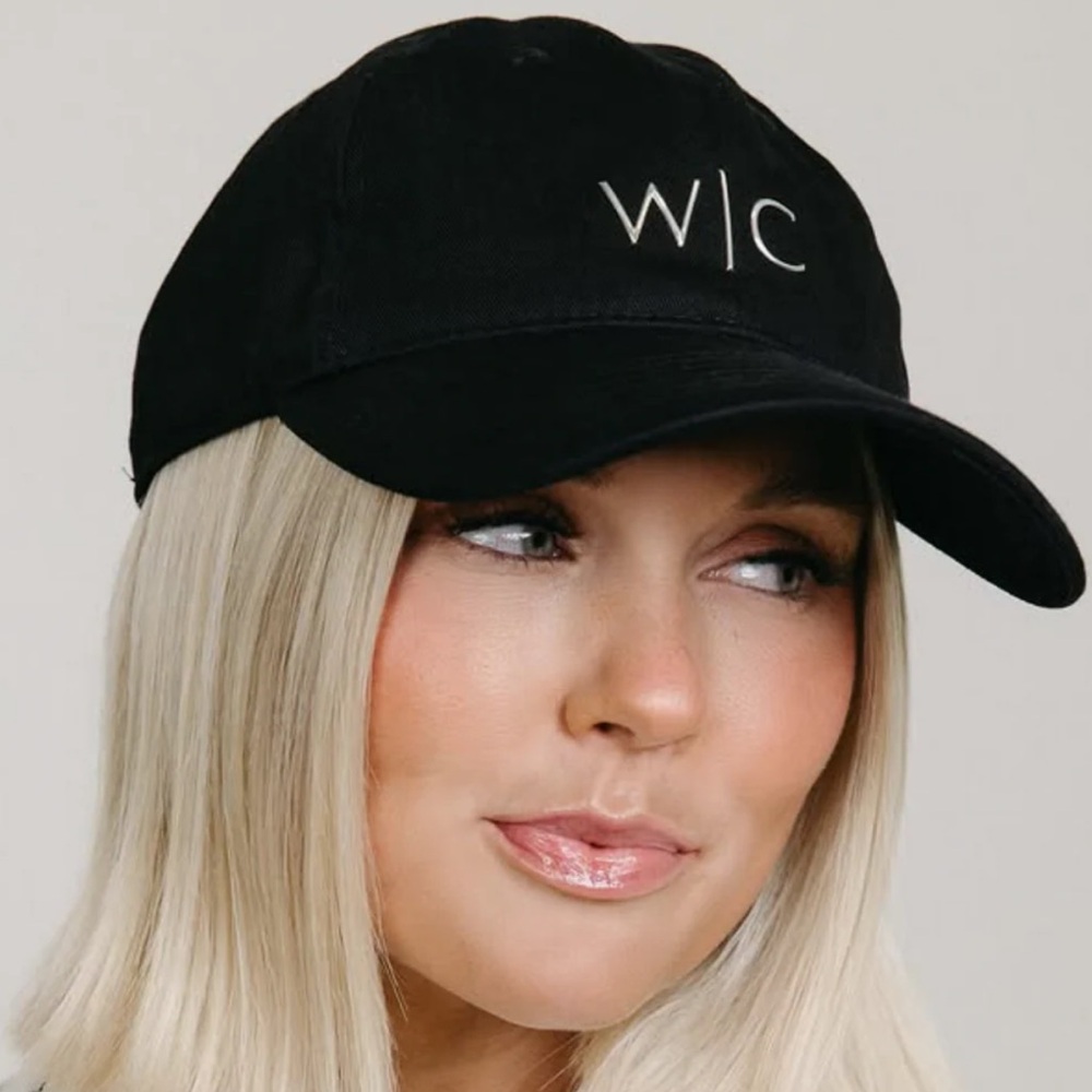 NWT WinkClique Hat